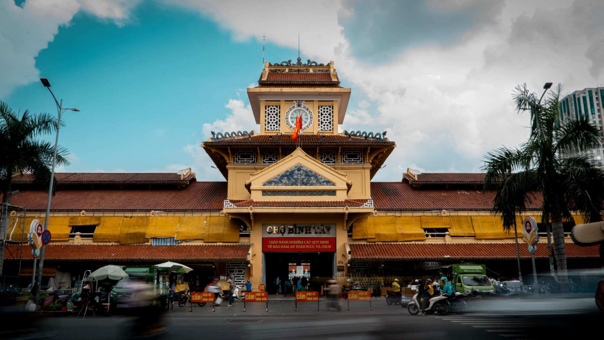 CHINATOWN in Saigon